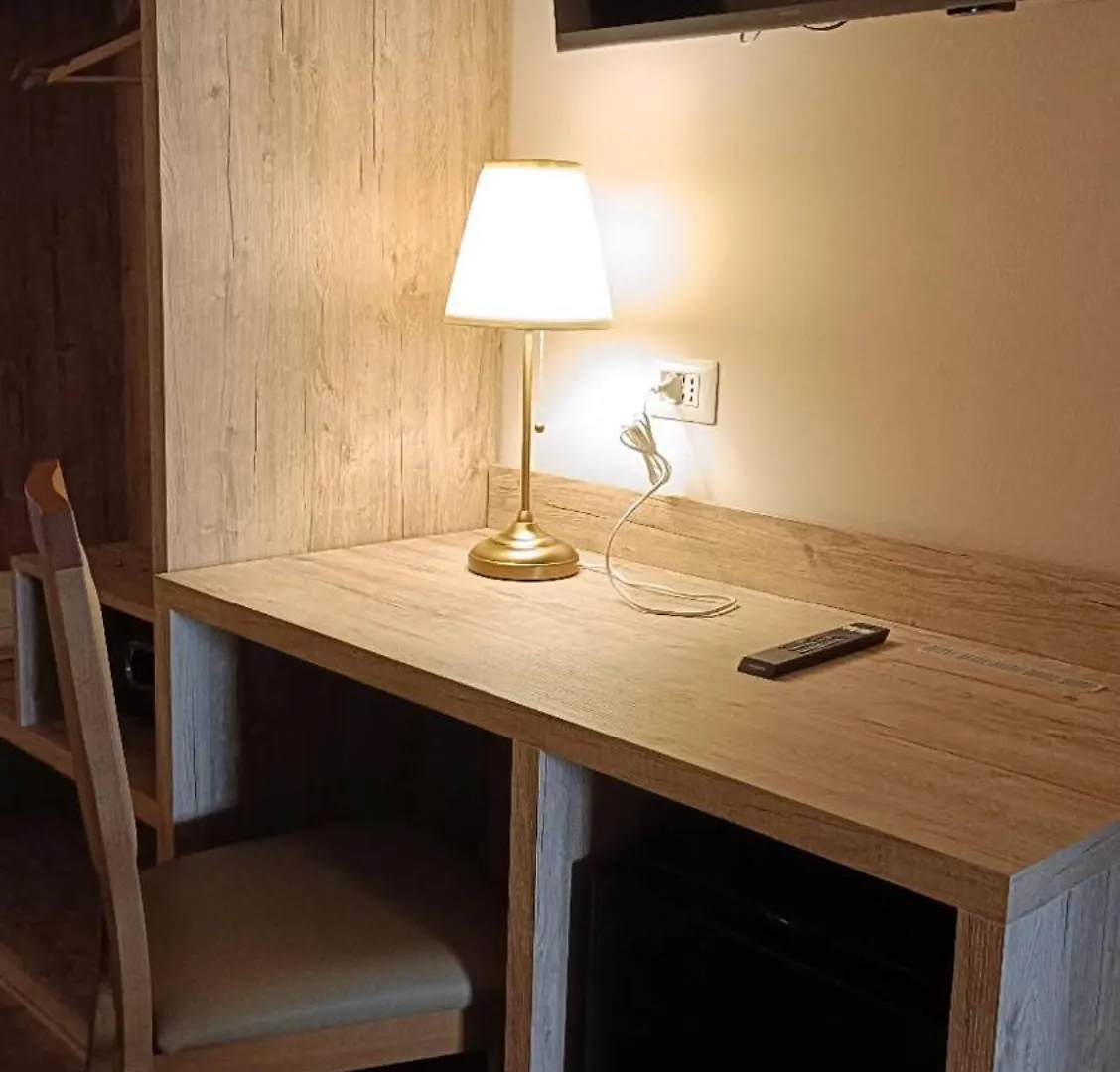 Guesthouse Central Station Group - Via Ponte Seveso 18 米兰