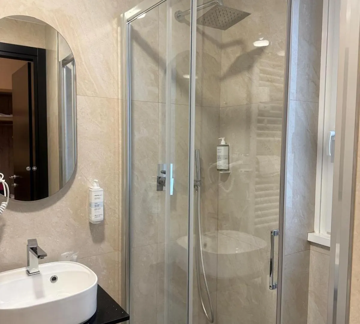 Guesthouse Central Station Group - Via Ponte Seveso 18 米兰 0*,  意大利