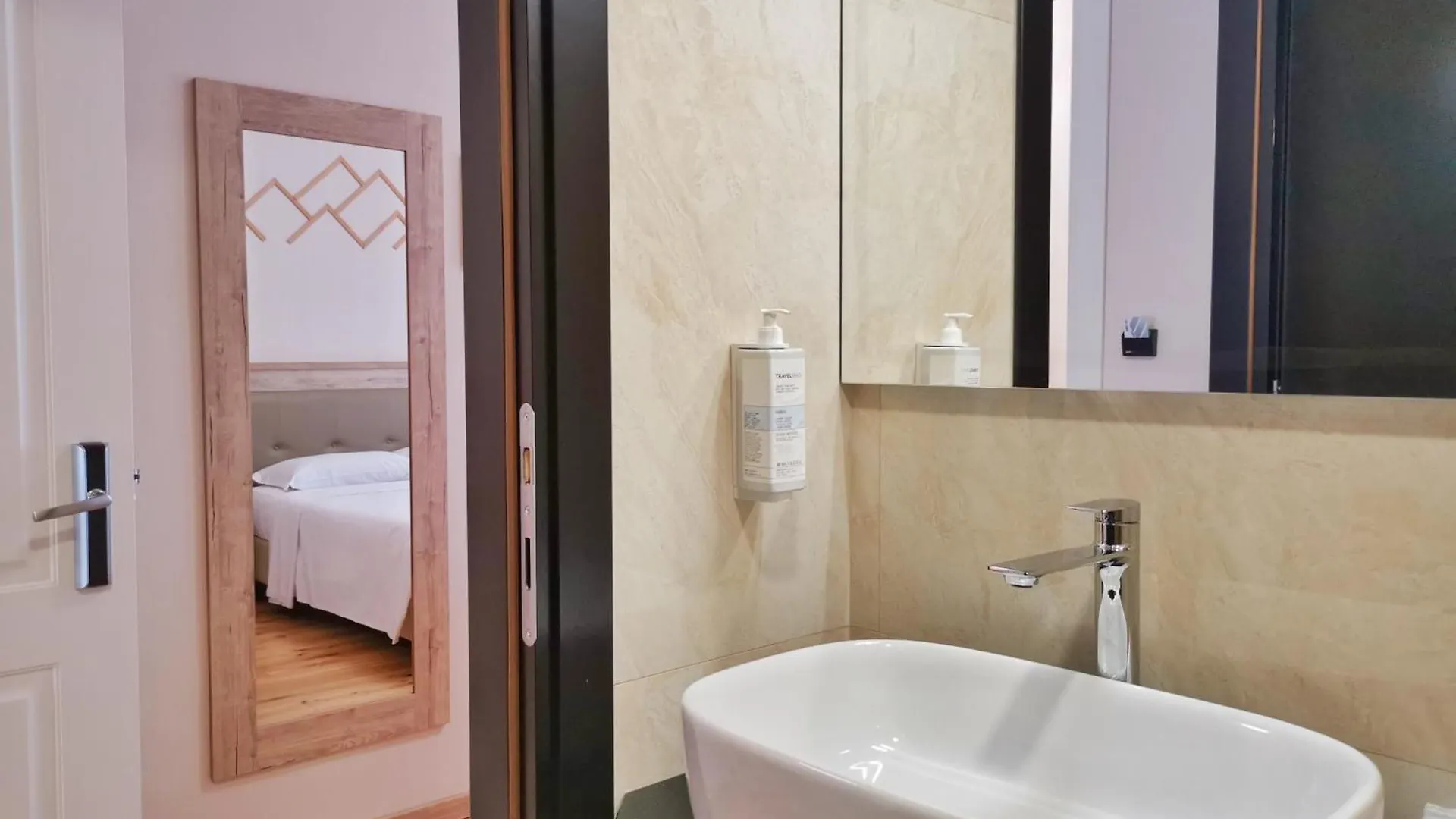 Guesthouse Central Station Group - Via Ponte Seveso 18 Milano Gæstehus